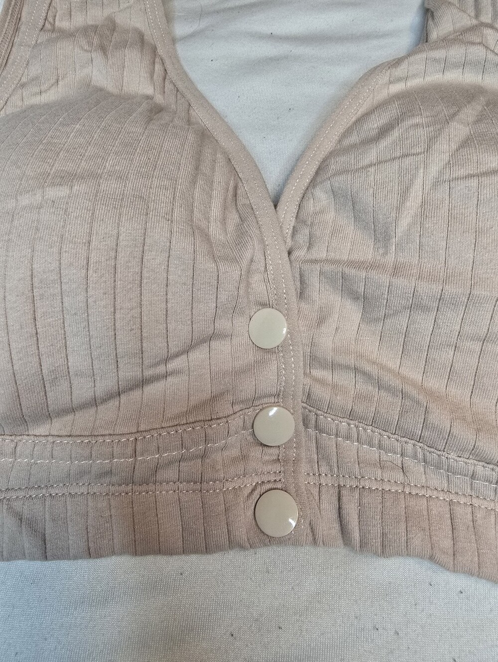 Soft Ribbed Front-Closure Wireless Bra in Blush - Picture 3 of 4